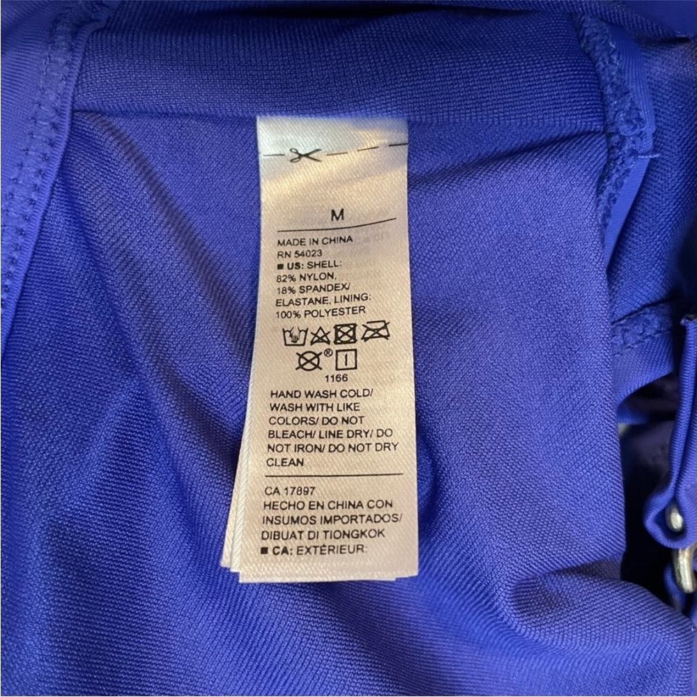 Old Navy 2 piece swim suit - Picture 4 of 8